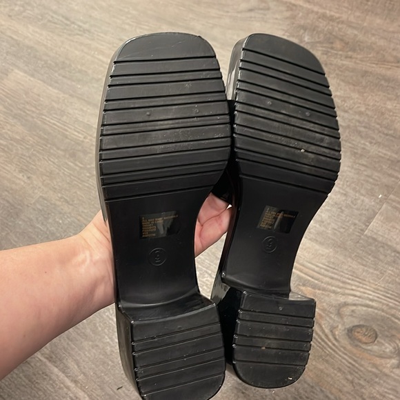 Slip On Sandals - Picture 7 of 9